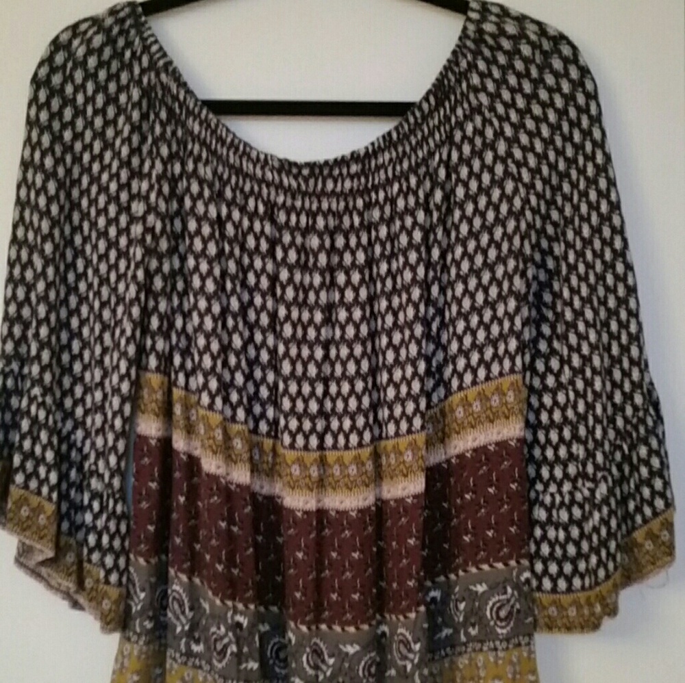 Sadie and Sage  Women Top